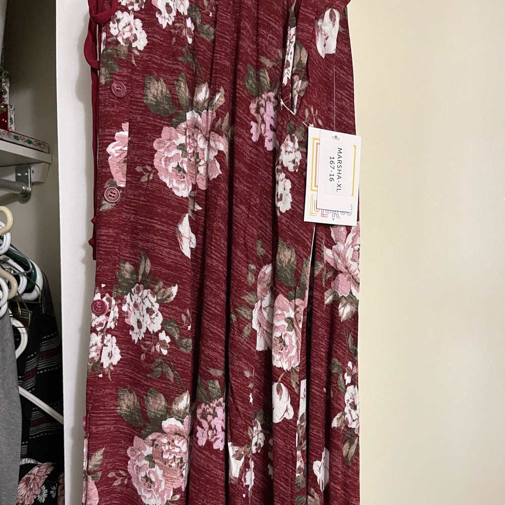 BNWT Marsha skirt XL